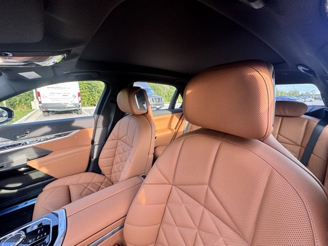 2026 BMW 7 Series 740i xDrive