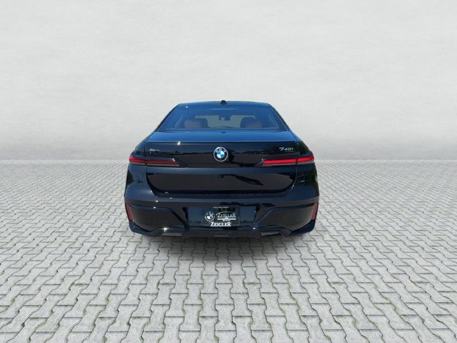 2026 BMW 7 Series 740i xDrive