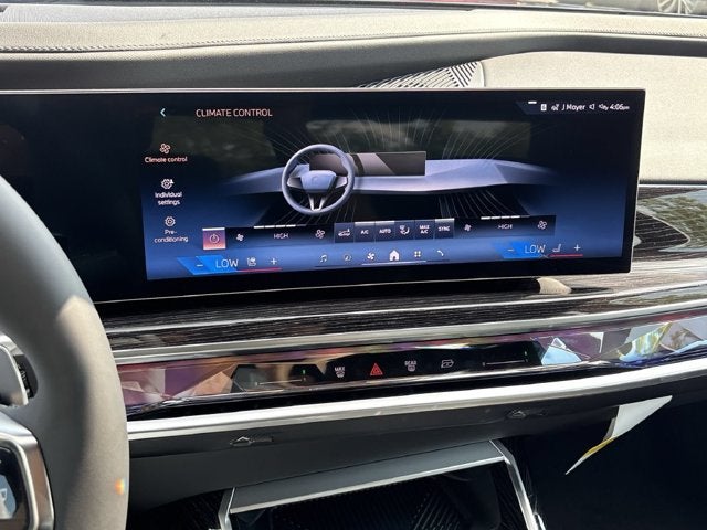 2026 BMW 7 Series 740i xDrive