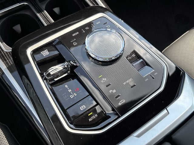 2026 BMW 7 Series 740i xDrive