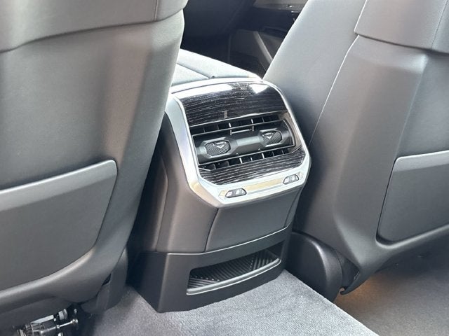 2026 BMW 7 Series 740i xDrive