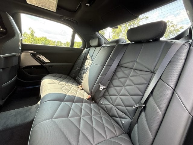 2026 BMW 7 Series 740i xDrive