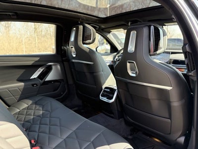 2025 BMW 7 Series 740i xDrive