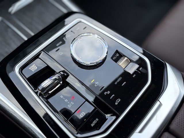 2025 BMW 7 Series 760i xDrive