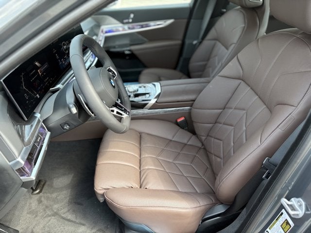 2025 BMW 7 Series 760i xDrive