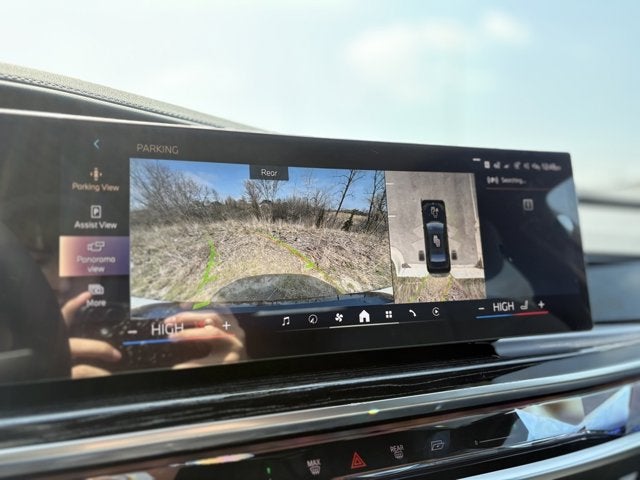 2025 BMW 7 Series 760i xDrive