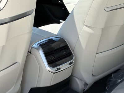 2025 BMW 7 Series 760i xDrive