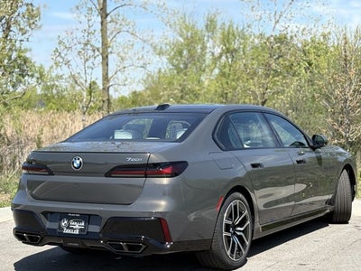 2025 BMW 7 Series 760i xDrive