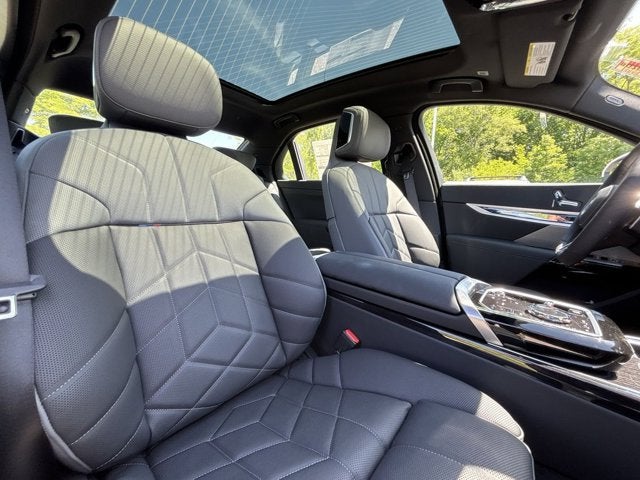 2026 BMW 7 Series 760i xDrive
