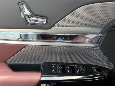 2025 BMW 7 Series 760i xDrive