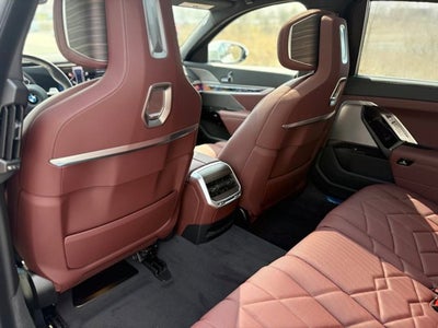 2025 BMW 7 Series 760i xDrive