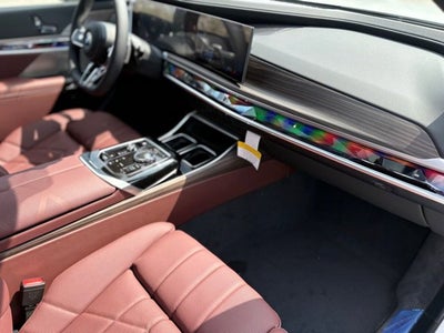 2025 BMW 7 Series 760i xDrive