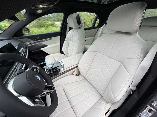 2026 BMW 7 Series 760i xDrive