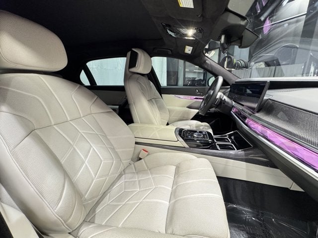 2023 BMW 7 Series 760i xDrive