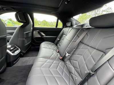2026 BMW 7 Series 760i xDrive