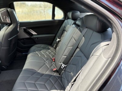 2025 BMW 7 Series 760i xDrive