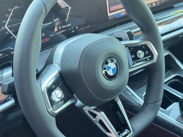 2025 BMW 7 Series 760i xDrive
