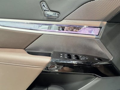 2025 BMW 7 Series 760i xDrive