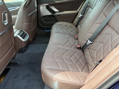 2025 BMW 7 Series 760i xDrive