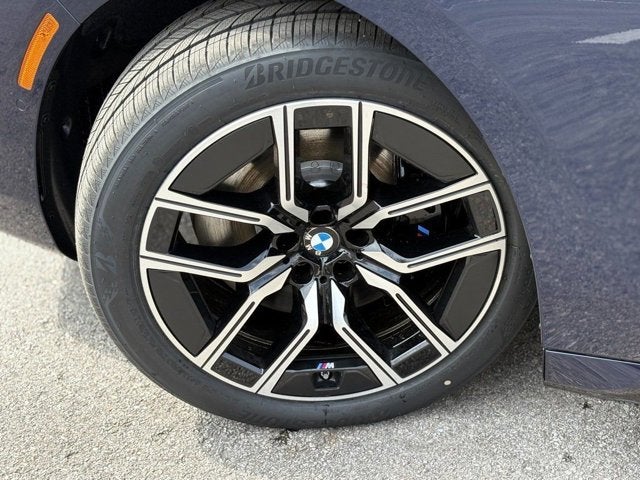 2025 BMW 7 Series 760i xDrive
