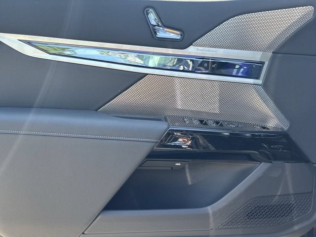 2026 BMW 7 Series 750e xDrive