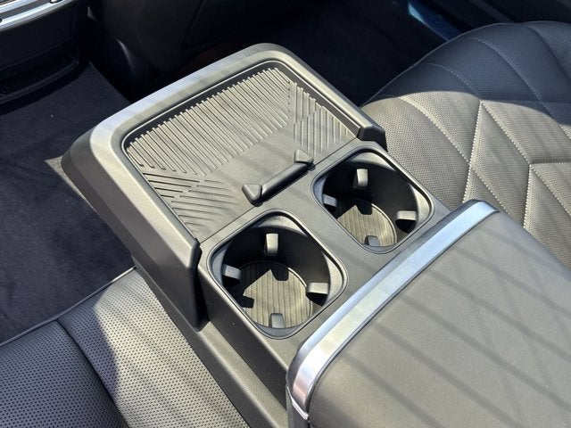 2026 BMW 7 Series 750e xDrive