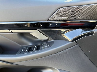 2025 BMW 5 Series 530i xDrive