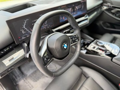 2025 BMW 5 Series 530i xDrive