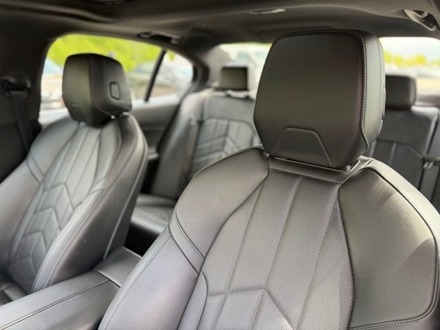 2025 BMW 5 Series 530i xDrive