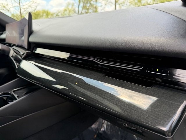 2025 BMW 5 Series 530i xDrive