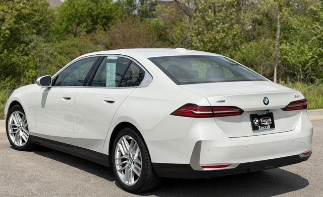 2025 BMW 5 Series 530i xDrive
