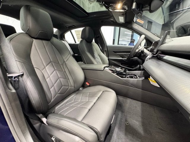 2026 BMW 5 Series 530i xDrive