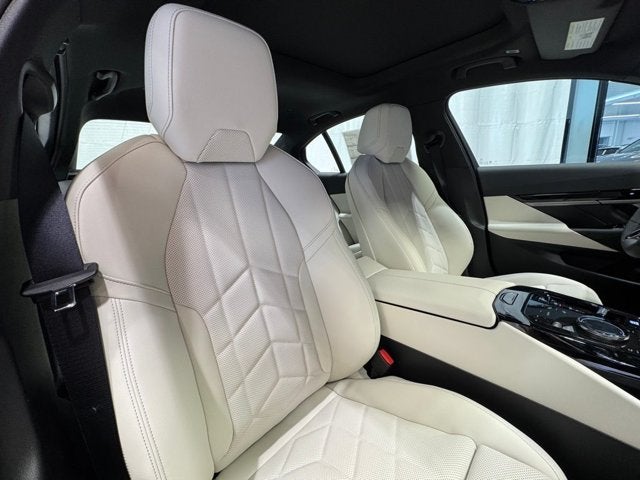 2026 BMW 5 Series 530i xDrive