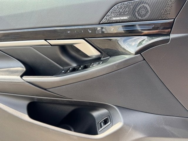 2024 BMW 5 Series 530i xDrive