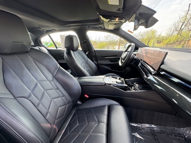 2024 BMW 5 Series 530i xDrive