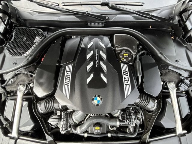 2022 BMW 7 Series 750i xDrive