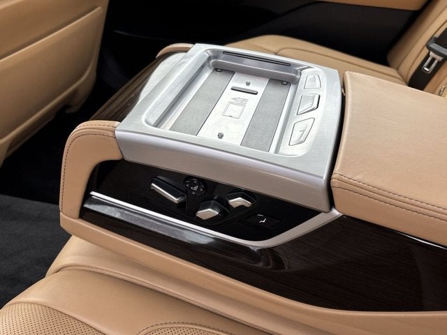 2022 BMW 7 Series 750i xDrive