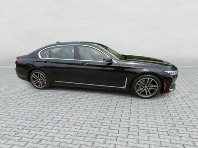 2022 BMW 7 Series 750i xDrive