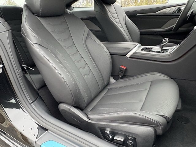 2025 BMW 8 Series 840i