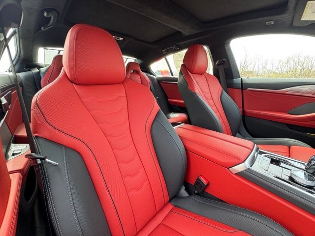 2026 BMW 8 Series 840i