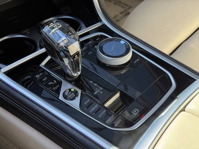 2022 BMW 8 Series 840i