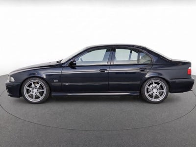 2001 BMW 5 Series M5