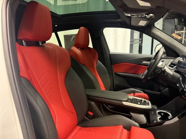 2025 BMW X2 xDrive28i