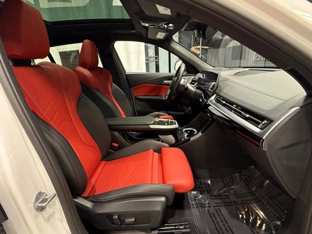 2025 BMW X2 xDrive28i