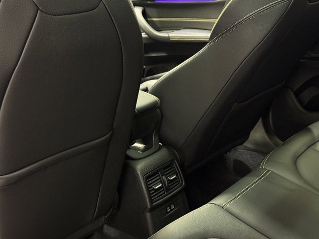 2023 BMW X2 xDrive28i