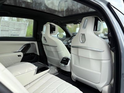 2025 BMW i7 xDrive60