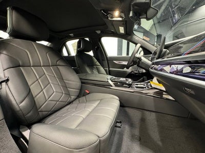 2026 BMW i7 xDrive60