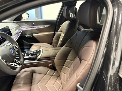 2025 BMW i7 xDrive60