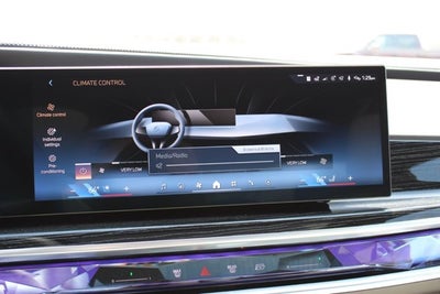 2025 BMW i7 xDrive60