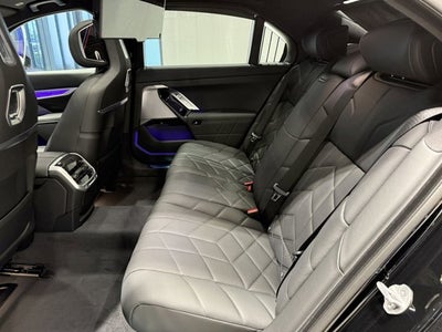 2025 BMW i7 xDrive60